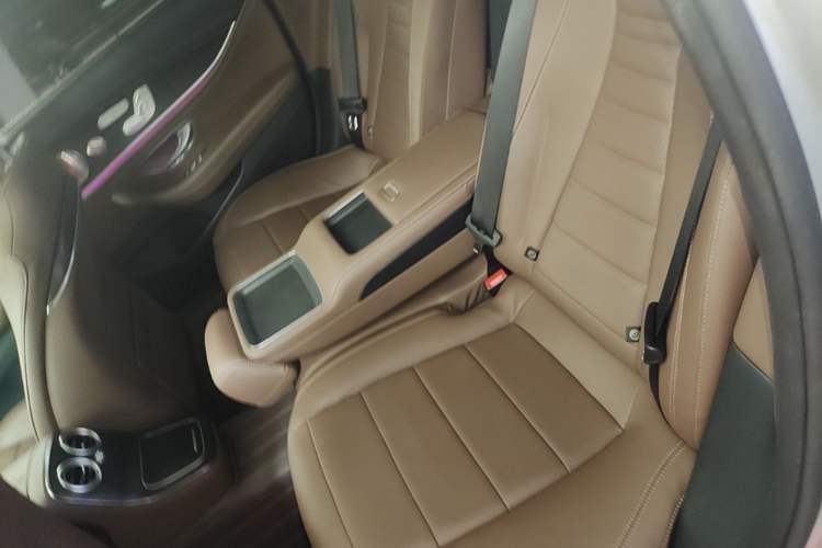 Used Mercedes-Benz E-Class 2021 Restyled E 300 L Sport Luxury Edition Left Rear Seat