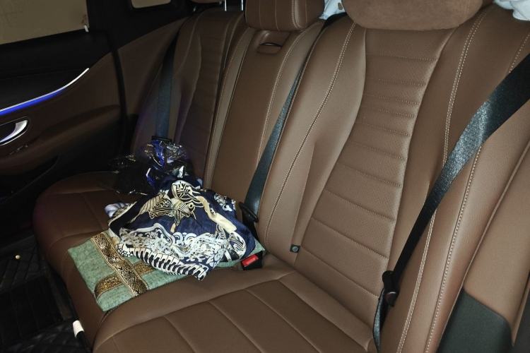 Used Mercedes-Benz E-Class 2021 Restyled E 300 L Sporty and Stylish Edition Left Rear Seat