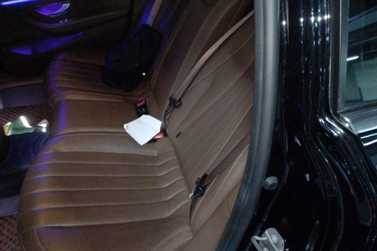Used Mercedes-Benz E-Class 2021 Facelifted E 300 L Prestige Edition Left Rear Seat