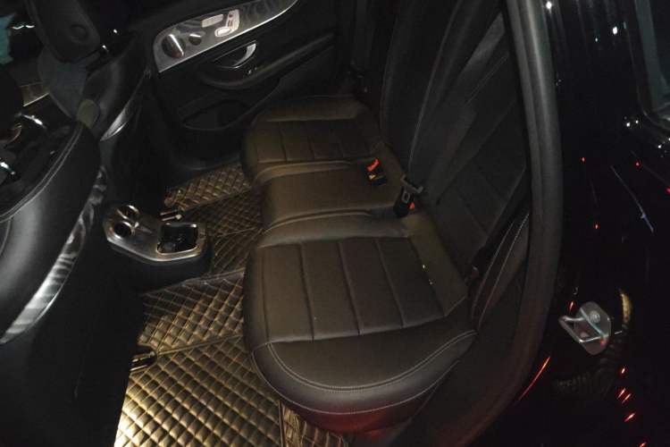 Used Mercedes-Benz E-Class 2021 Restyled E 300 L Luxury Edition Left Rear Seat