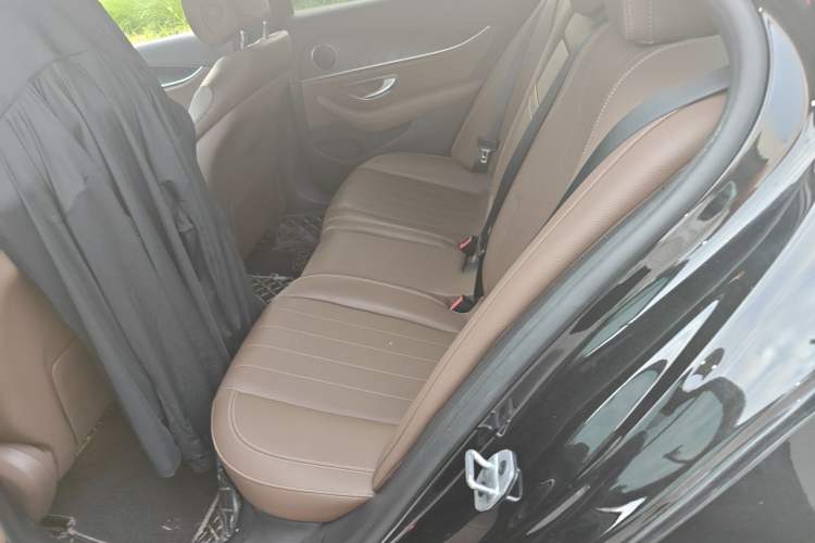 Used Mercedes-Benz E-Class 2021 Updated E 260 Fashion Sport Edition Left Rear Seat