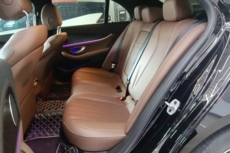 Used Mercedes-Benz E-Class 2021 Updated E 260 Fashion Sport Edition Left Rear Seat