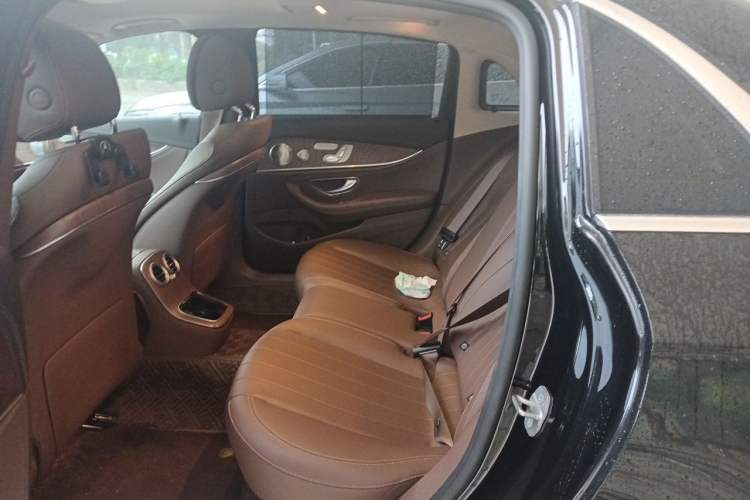 Used Mercedes-Benz E-Class 2021 Restyled E 300 L Luxury Edition Left Rear Seat