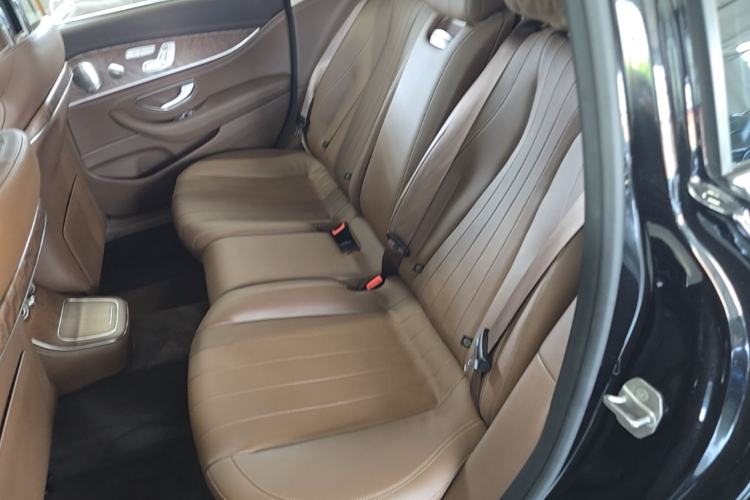 Used Mercedes-Benz E-Class 2021 Restyled E 300 L Luxury Edition Left Rear Seat