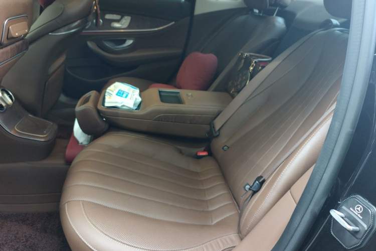 Used Mercedes-Benz E-Class 2021 E 300 L Premium Edition Left Rear Seat