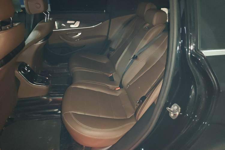 Used Mercedes-Benz E-Class 2021 Restyled E 300 L Sport Luxury Edition Left Rear Seat