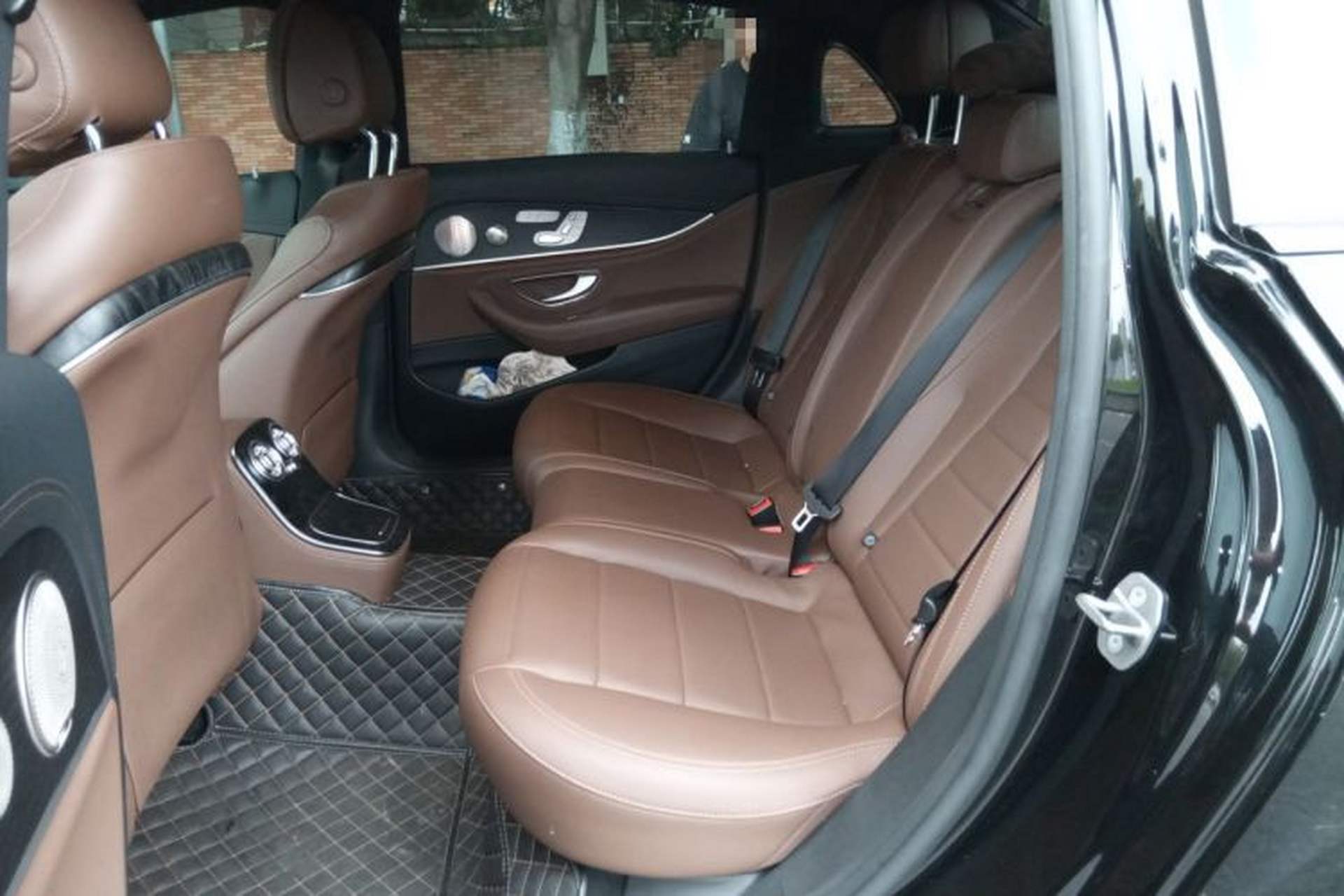 Used Mercedes-Benz E-Class 2021 Restyled E 300 L Sport Luxury Edition Left Rear Seat