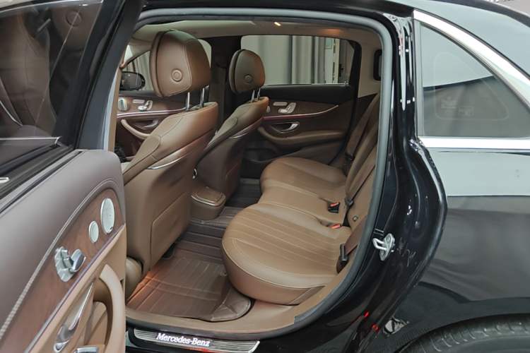 Used Mercedes-Benz E-Class 2021 Restyled E 300 L Luxury Edition Left Rear Seat