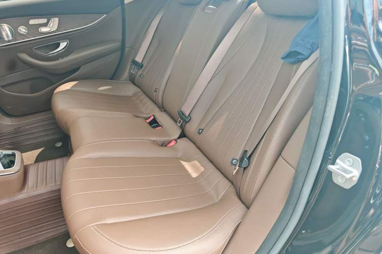 Used Mercedes-Benz E-Class 2021 E 300 L Sporty and Stylish Model Left Rear Seat