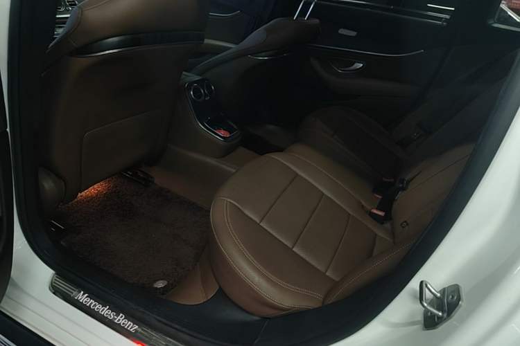 Used Mercedes-Benz E-Class 2021 E 260 L Sport Edition Left Rear Seat