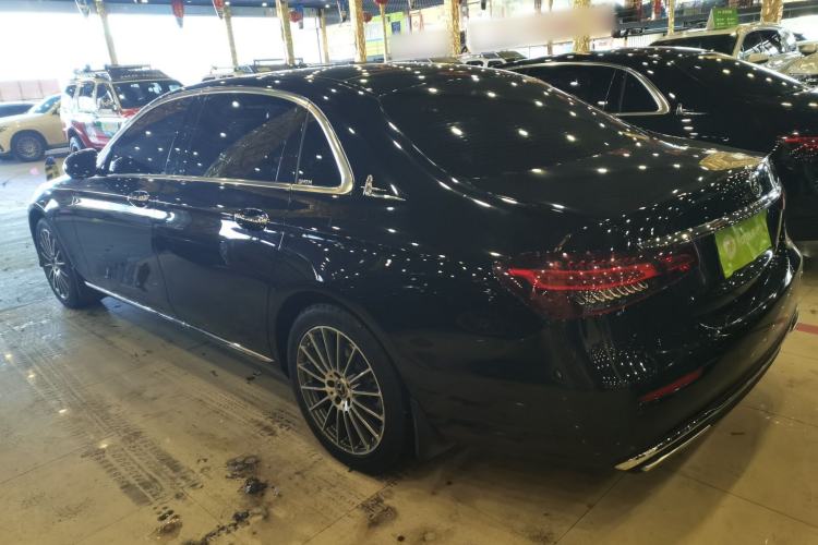 Used Mercedes-Benz E-Class 2021 E 260 L Left Side