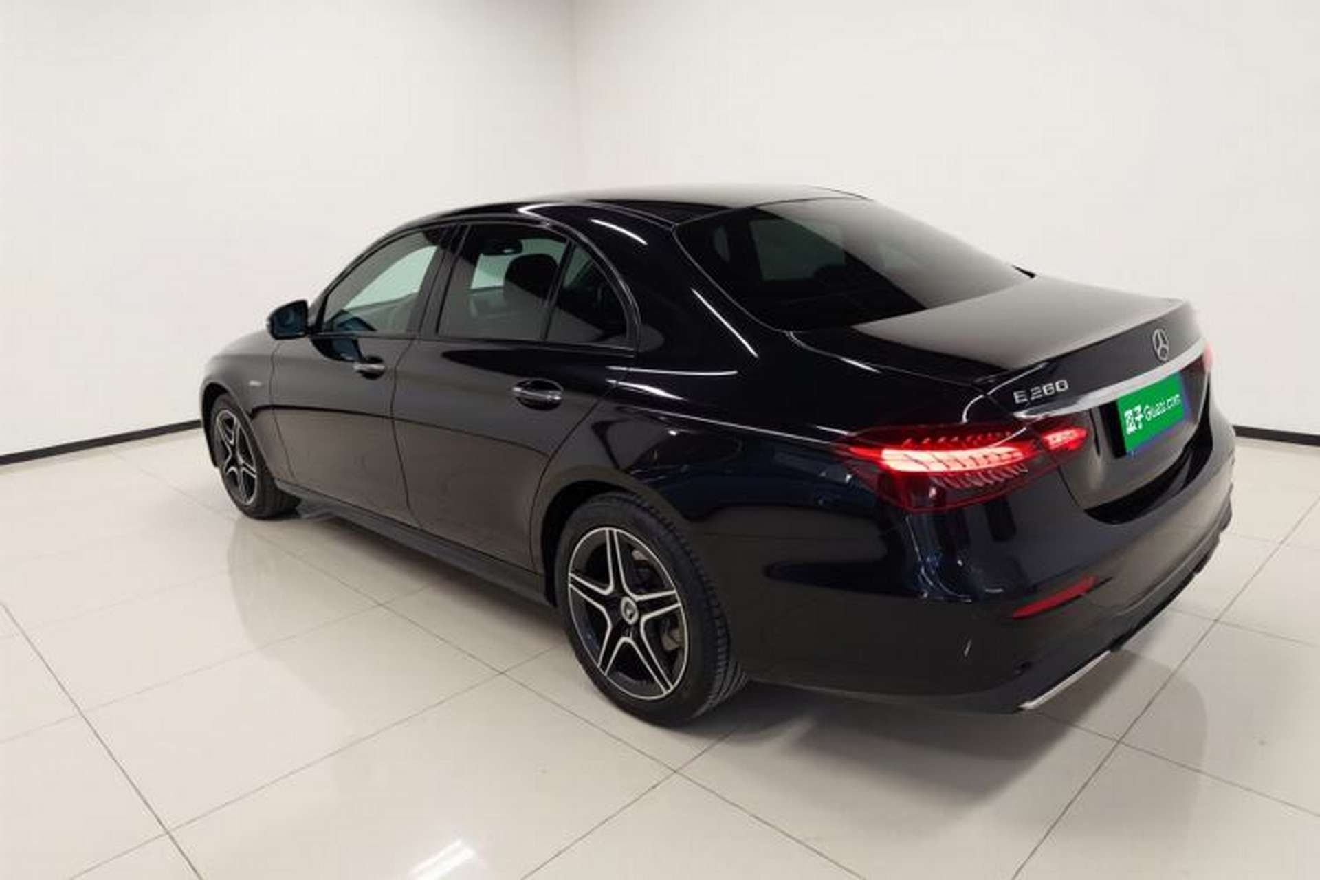 Used Mercedes-Benz E-Class 2021 E 260 Luxury Sports Edition Left Side