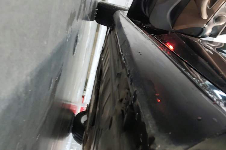 Used Mercedes-Benz E-Class 2021 E 260 Stylish Sports Edition Left Side Sill