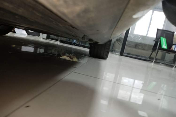Used Mercedes-Benz E-Class 2021 Restyled E 300 L Sport Luxury Edition Left Side Sill