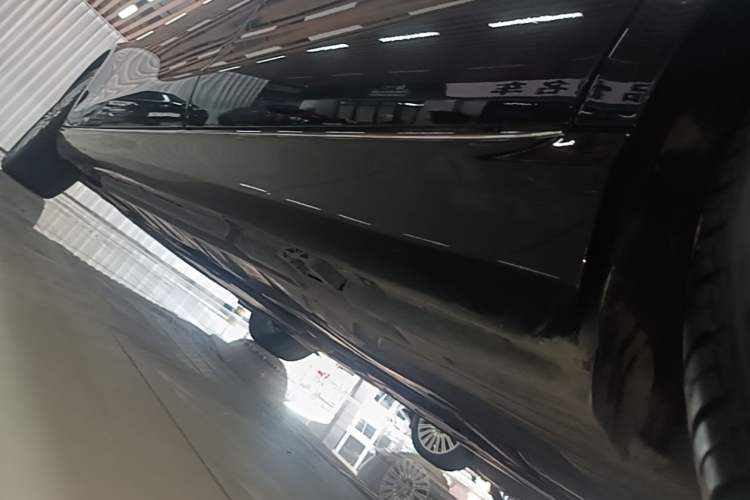 Used Mercedes-Benz E-Class 2021 E 300 L Stylish Model Left Side Sill