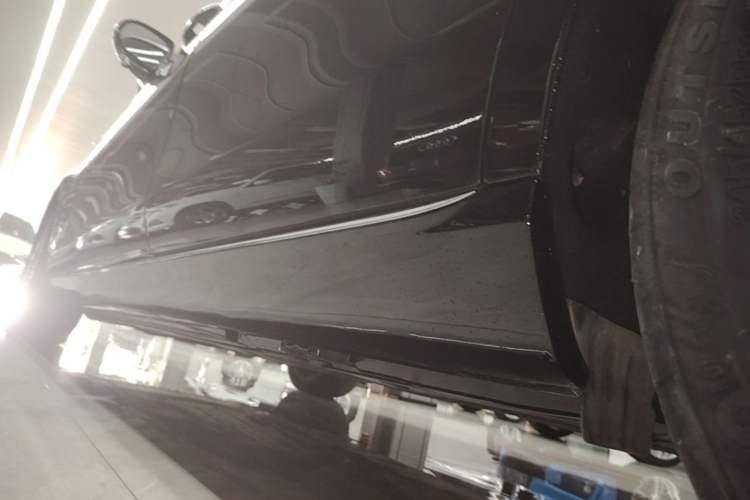 Used Mercedes-Benz E-Class 2021 Facelift E 300 L Stylish Edition Left Side Sill