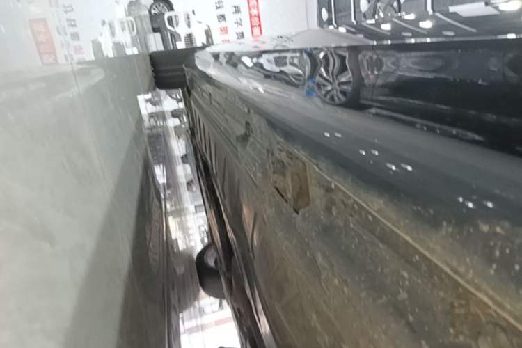 Used Mercedes-Benz E-Class 2021 E 300 L Stylish Model Left Side Sill