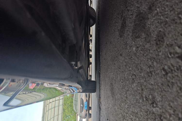 Used Mercedes-Benz E-Class 2021 Restyled E 300 L Luxury Edition Left Side Sill