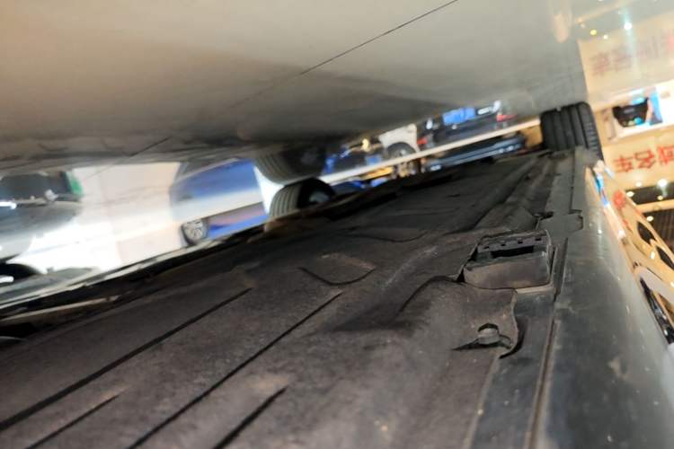 Used Mercedes-Benz E-Class 2021 Facelift E 260 L Left Side Sill