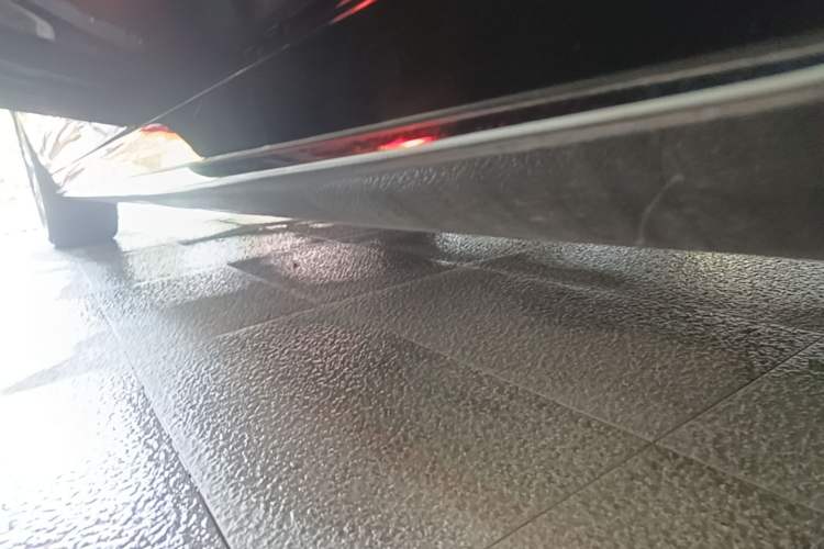 Used Mercedes-Benz E-Class 2021 Restyled E 300 L Sporty and Stylish Edition Left Side Sill