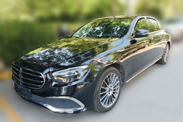 Ojetý Mercedes-Benz E-Class 2021 Facelift E 260 L