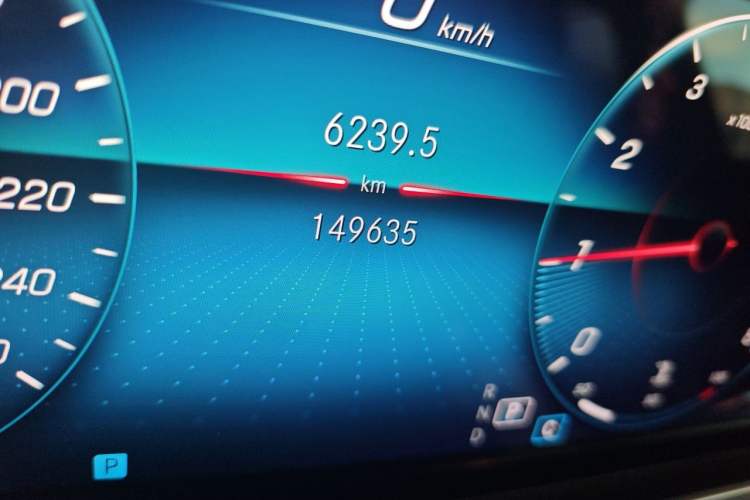 Used Mercedes-Benz E-Class 2021 Restyled E 300 L Sport Luxury Edition Odometer Close Up