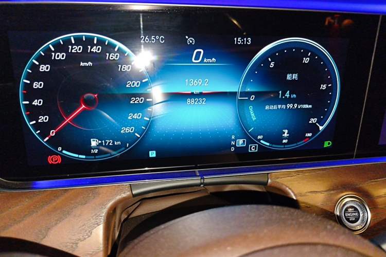 Used Mercedes-Benz E-Class 2021 E 300 L Stylish Model Odometer Close Up