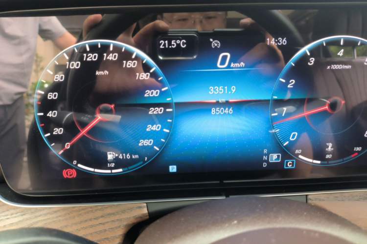 Used Mercedes-Benz E-Class 2021 Facelift E 300 L Stylish Edition Odometer Close Up