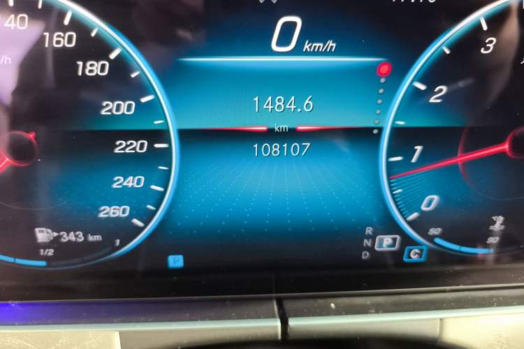 Used Mercedes-Benz E-Class 2021 E 300 L Sport Luxury Edition Odometer Close Up
