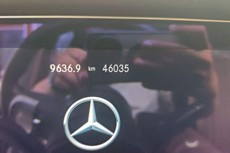Used Mercedes-Benz E-Class 2021 Facelift E 260 L Sport Edition Odometer Close Up