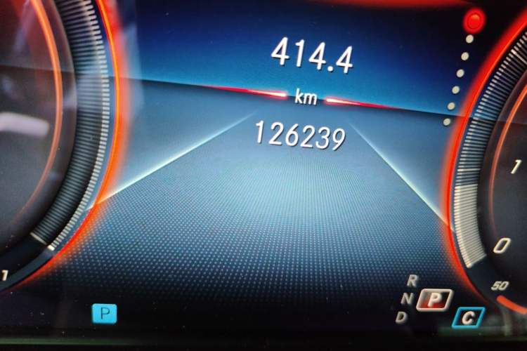 Used Mercedes-Benz E-Class 2021 Facelift E 300 L Stylish Edition Odometer Close Up