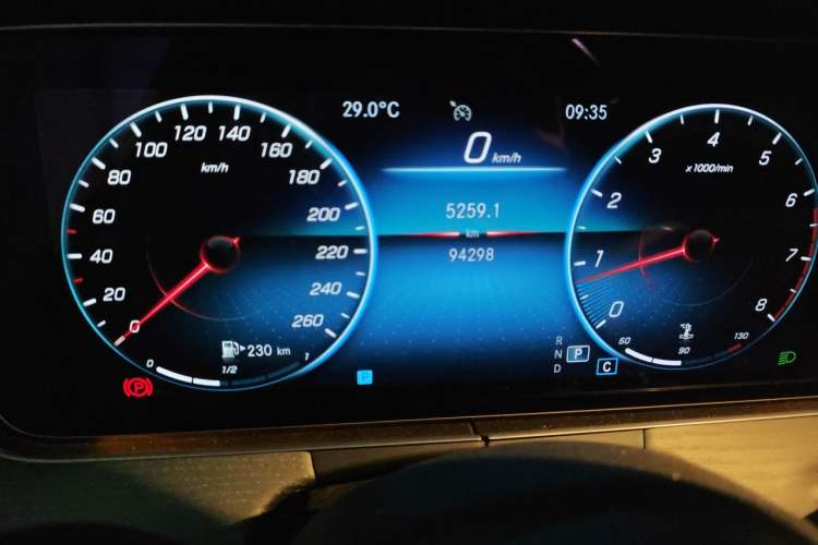Used Mercedes-Benz E-Class 2021 Facelift E 300 L Stylish Edition Odometer Close Up