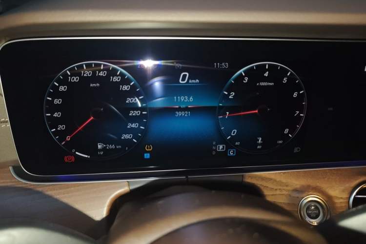 Used Mercedes-Benz E-Class 2021 E 300 L Luxury Model Odometer Close Up