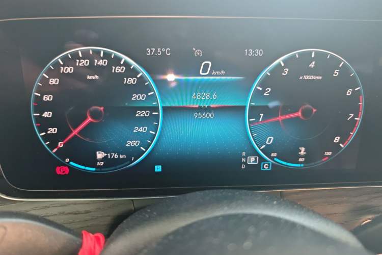 Used Mercedes-Benz E-Class 2021 E 300 L Sporty and Stylish Model Odometer Close Up