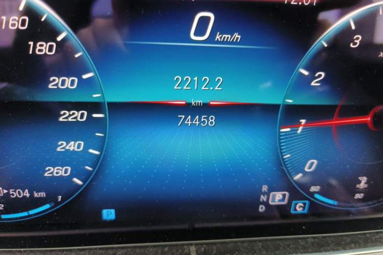 Used Mercedes-Benz E-Class 2021 E 300 L Luxury Model Odometer Close Up