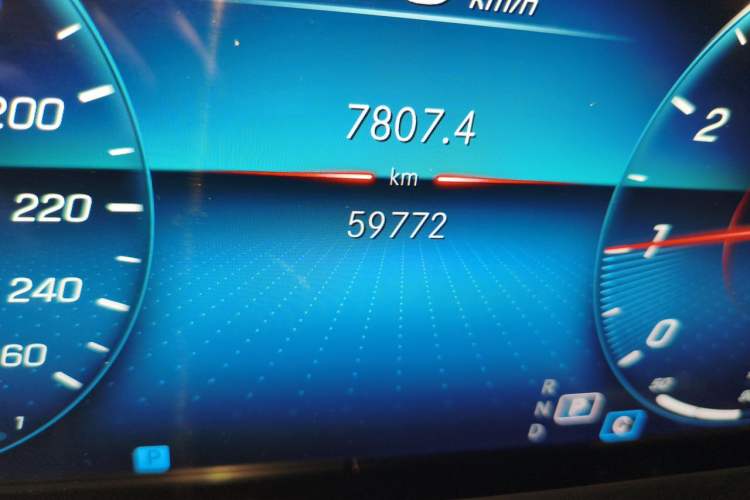 Used Mercedes-Benz E-Class 2021 Updated E 260 Fashion Sport Edition Odometer Close Up