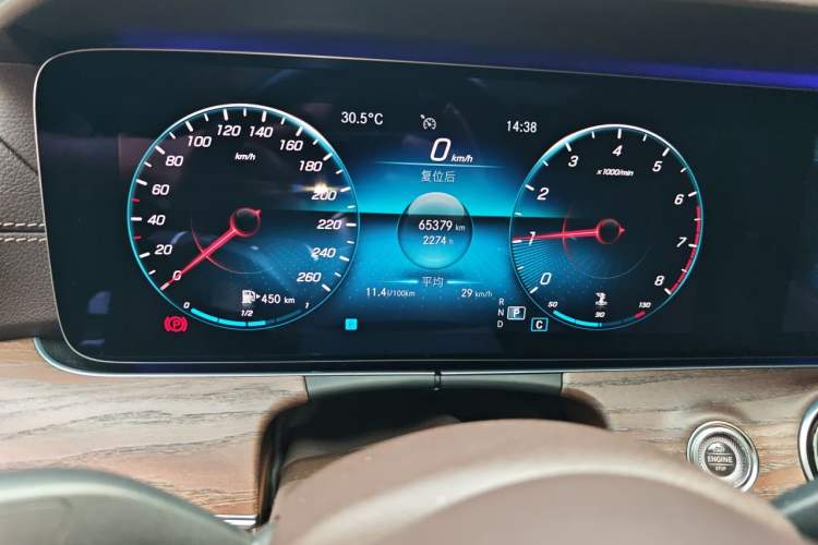 Used Mercedes-Benz E-Class 2021 E 300 L Luxury Model Odometer Close Up