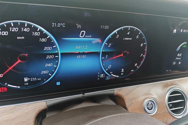 Used Mercedes-Benz E-Class 2021 Facelift E 260 L Odometer Close Up