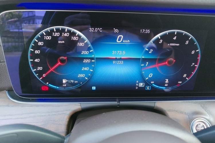 Used Mercedes-Benz E-Class 2021 E 300 L Luxury Model Odometer Close Up