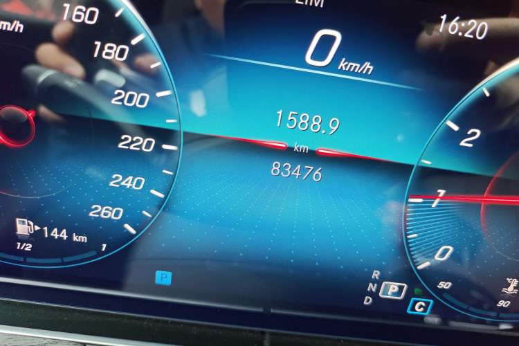 Used Mercedes-Benz E-Class 2021 E 300 L Sport Luxury Edition Odometer Close Up