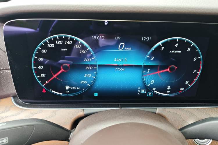 Used Mercedes-Benz E-Class 2021 Facelift E 260 L Odometer Close Up
