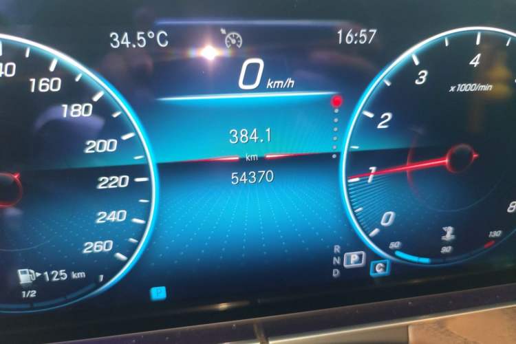Used Mercedes-Benz E-Class 2021 E 300 L Stylish Model Odometer Close Up