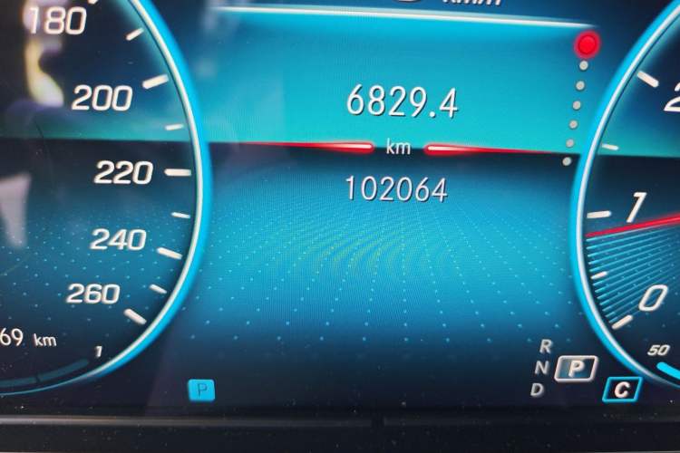 Used Mercedes-Benz E-Class 2021 E 300 L Stylish Model Odometer Close Up