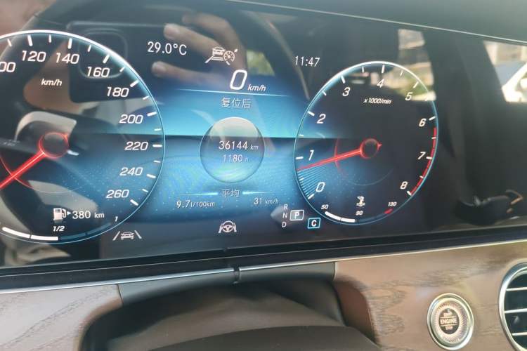 Used Mercedes-Benz E-Class 2021 Facelifted E 300 L Prestige Edition Odometer Close Up