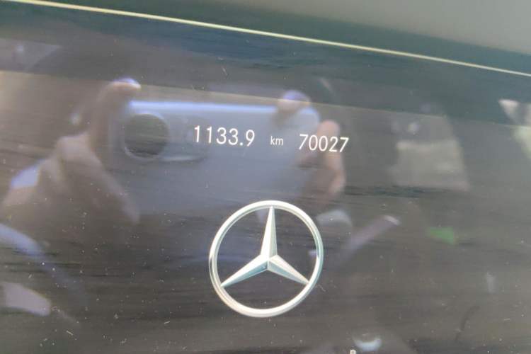 Used Mercedes-Benz E-Class 2021 Facelift E 300 L Stylish Edition Odometer Close Up