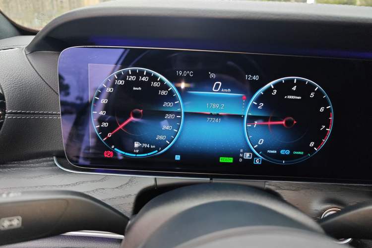 Used Mercedes-Benz E-Class 2021 E 260 Stylish Sports Edition Odometer Close Up