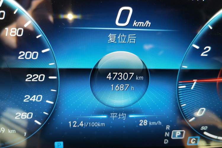 Used Mercedes-Benz E-Class 2021 Facelift E 260 L Odometer Close Up