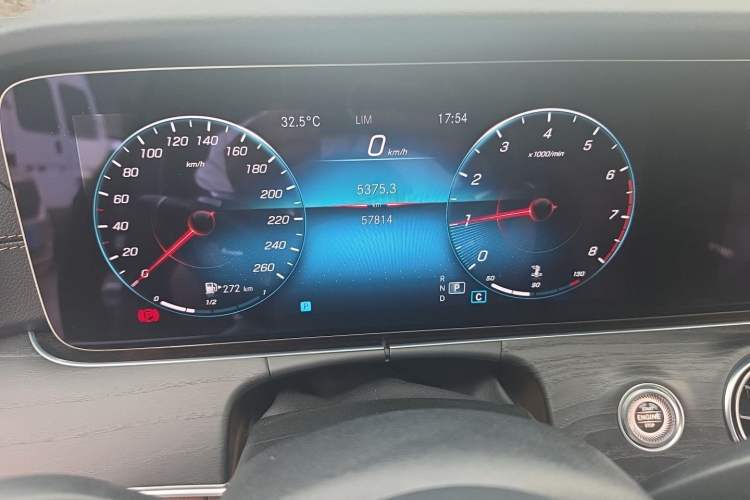 Used Mercedes-Benz E-Class 2021 Restyled E 300 L Sport Luxury Edition Odometer Close Up