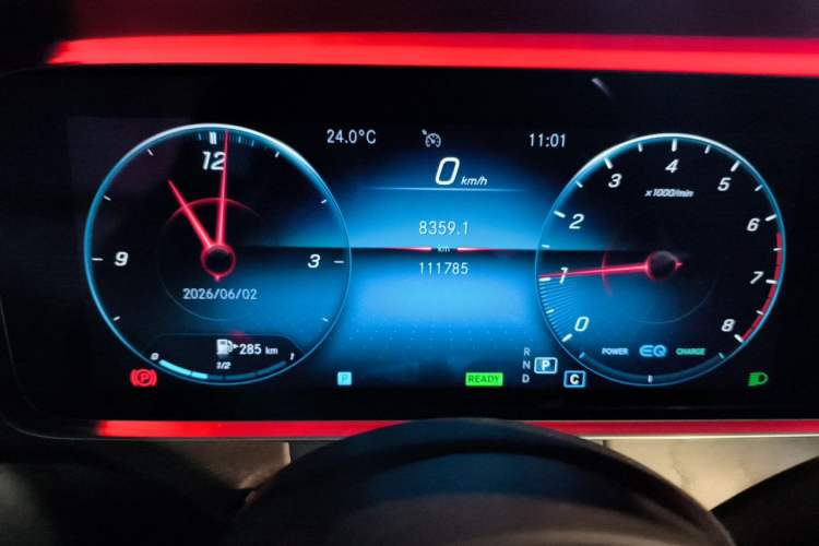 Used Mercedes-Benz E-Class 2021 E 260 L Sport Edition Odometer Close Up