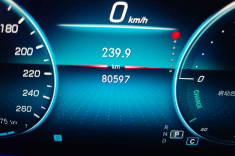 Used Mercedes-Benz E-Class 2021 Facelift E 300 L Stylish Edition Odometer Close Up